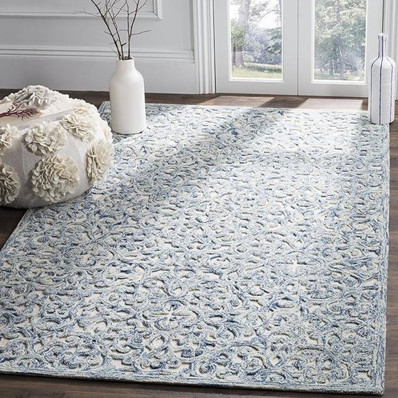 Safavieh Blue & Ivory Wool Area Rug (6'x9')